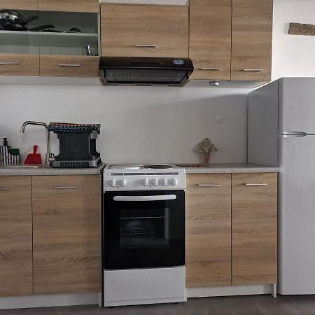 בית הארחה Arnados 	Monte Kechros מראה חיצוני תמונה