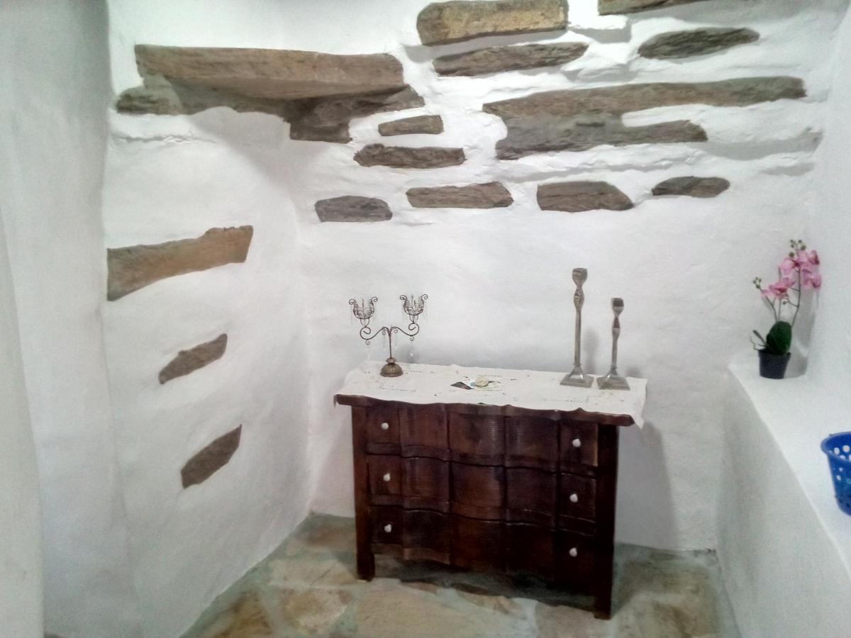 בית הארחה Arnados 	Monte Kechros מראה חיצוני תמונה