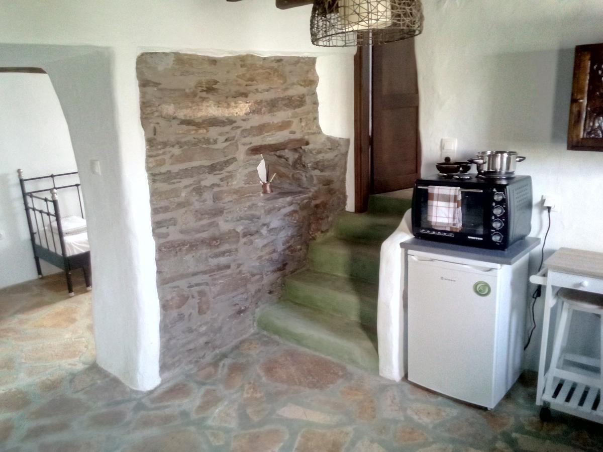 בית הארחה Arnados 	Monte Kechros מראה חיצוני תמונה